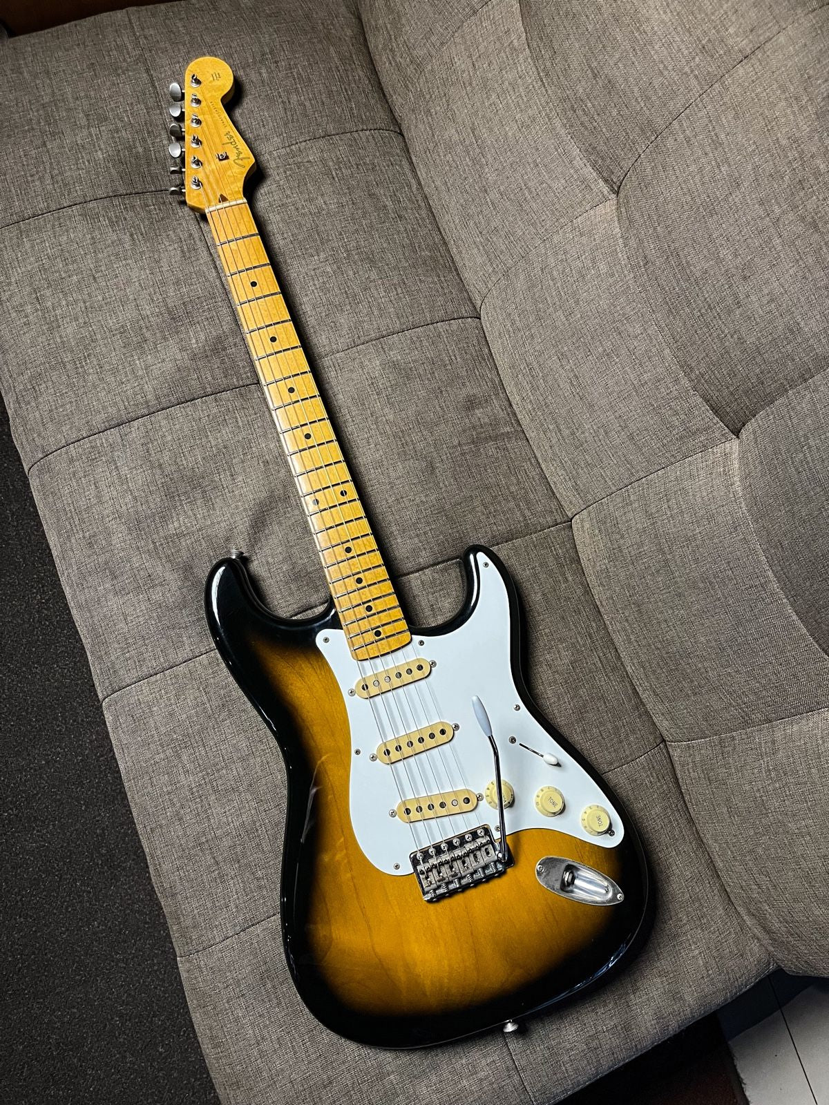Fender stratocaster classic 50s Japan amstrad pickup