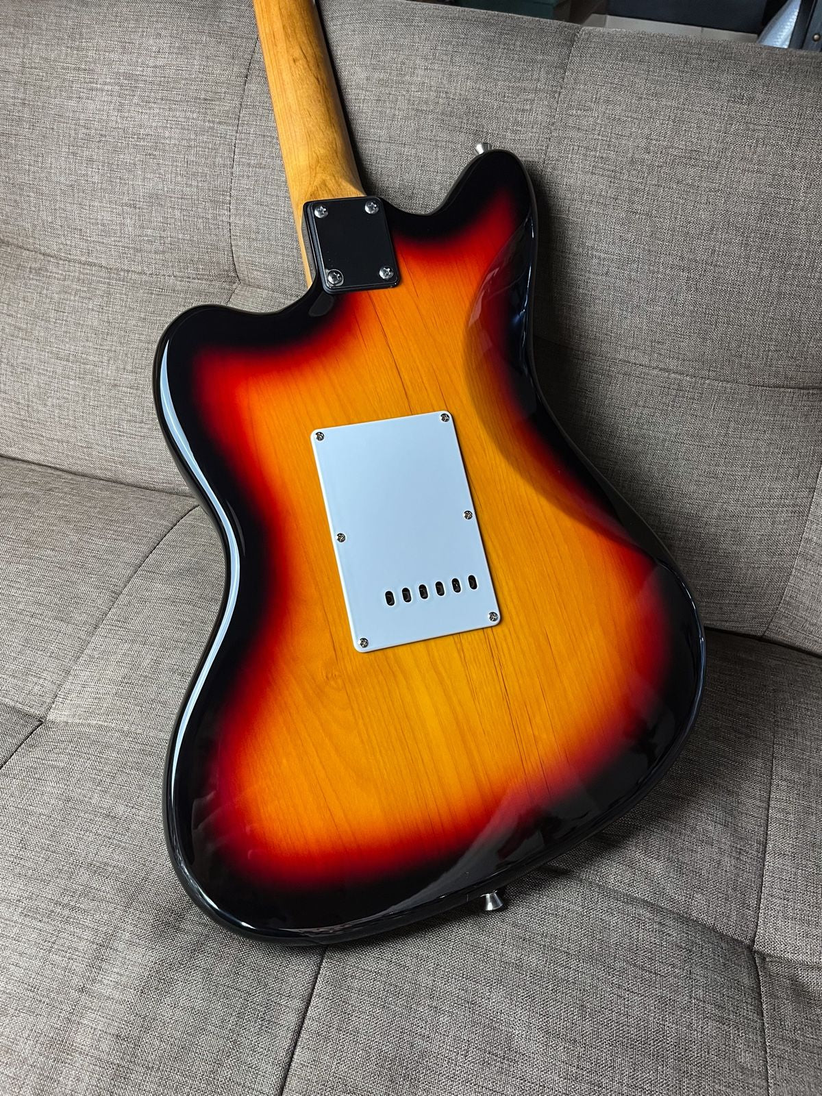 BACCHUS UNIVERSE BJM 1RSM/M TRITONE SUNBURST