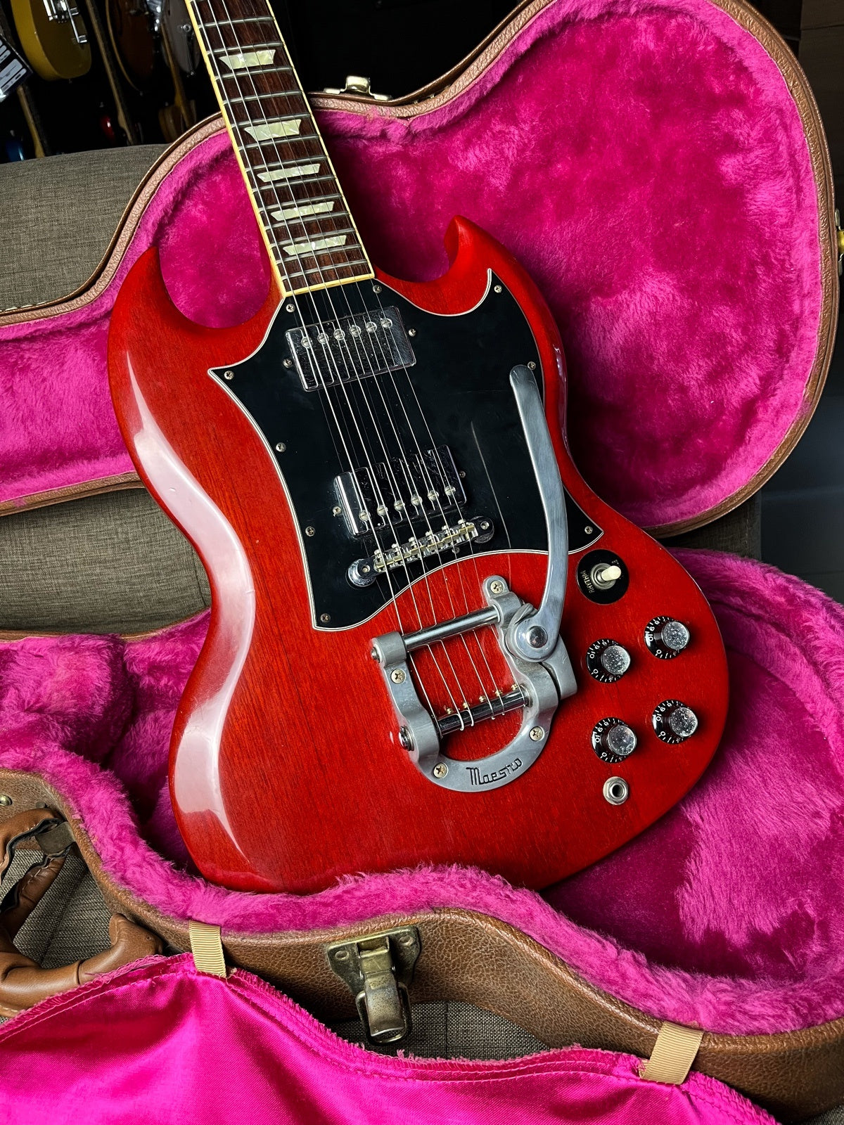 Gibson SG standard Limited Edition Maestro Bigsby 1999