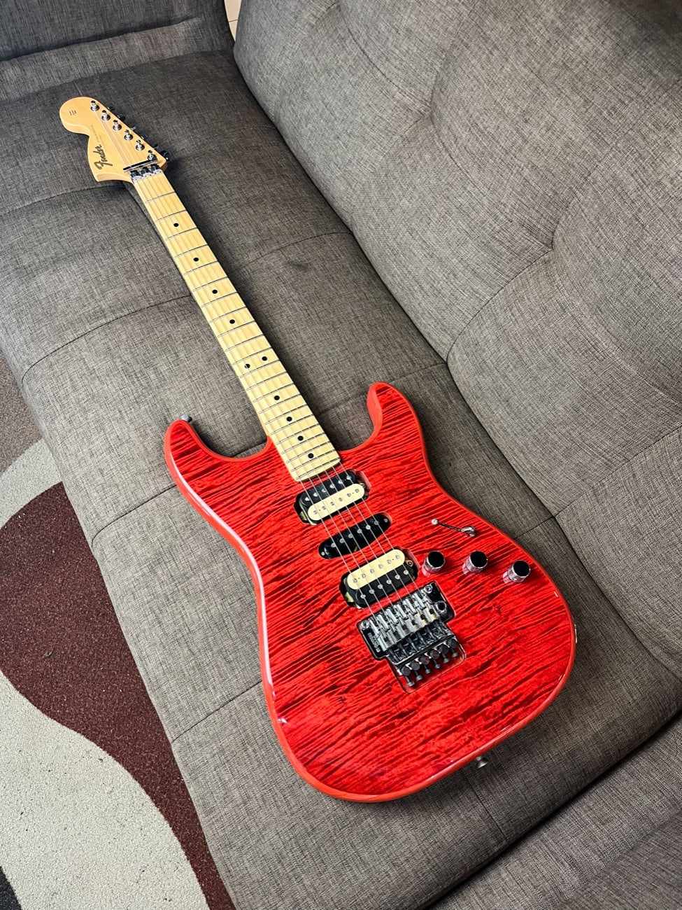 Fender Stratocaster Michiya Haruhata Trans Pink