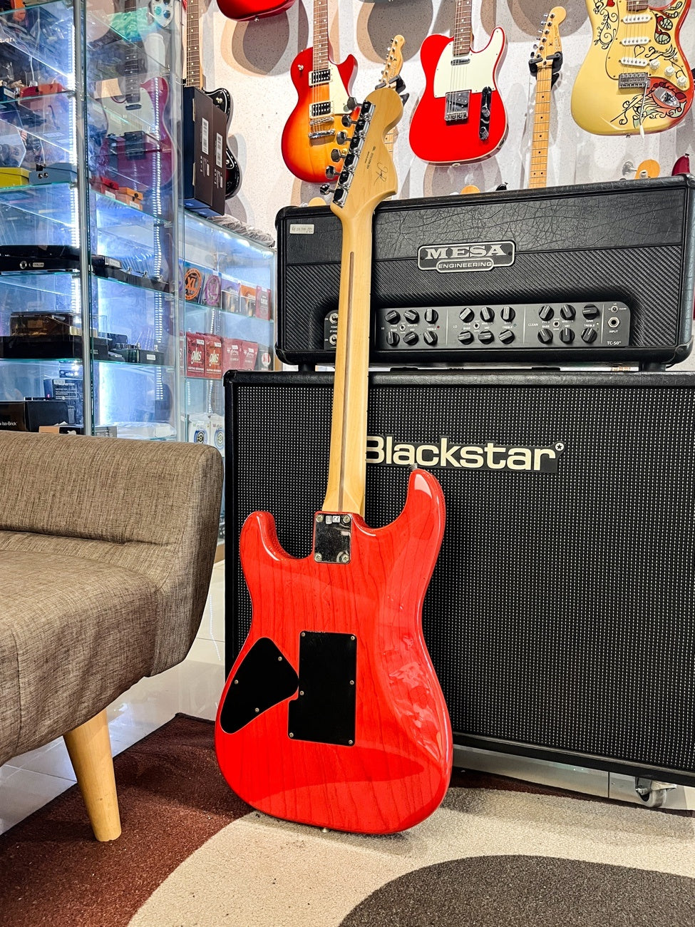 Fender Stratocaster Michiya Haruhata Trans Pink