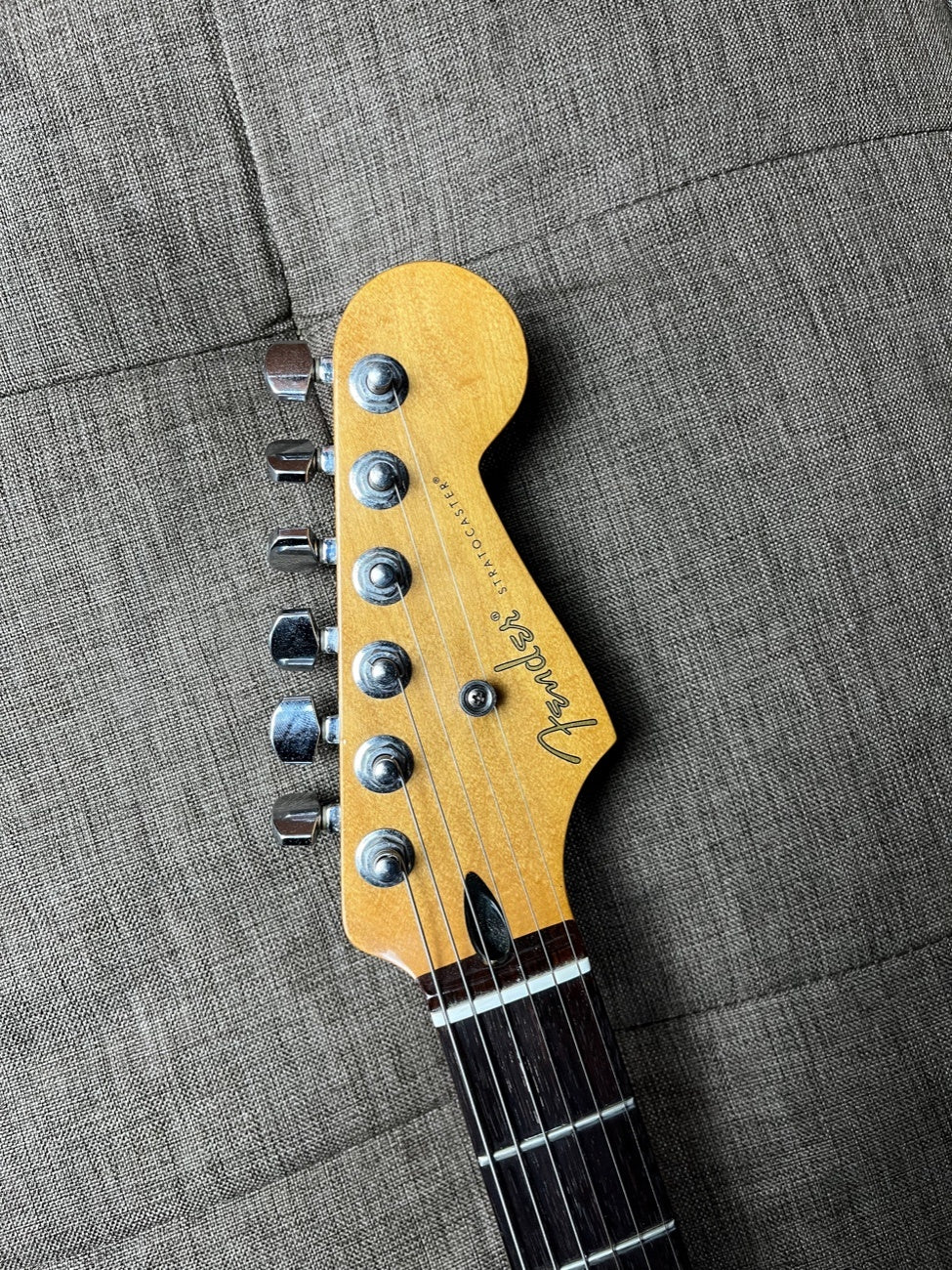 Fender stratocaster blacktop hsh