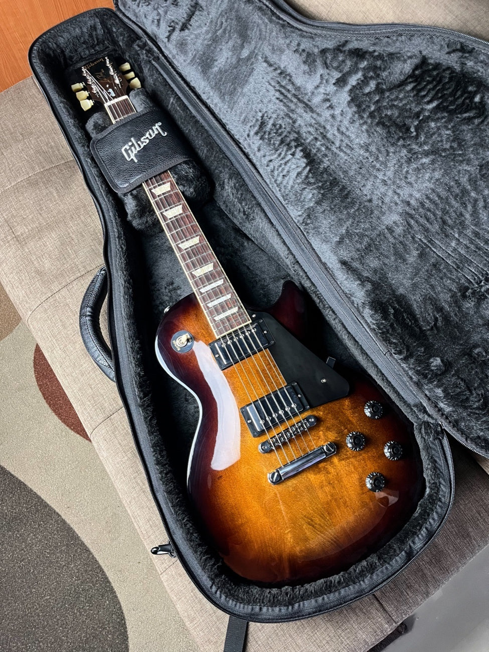 Gibson Lespaul Studio 2025