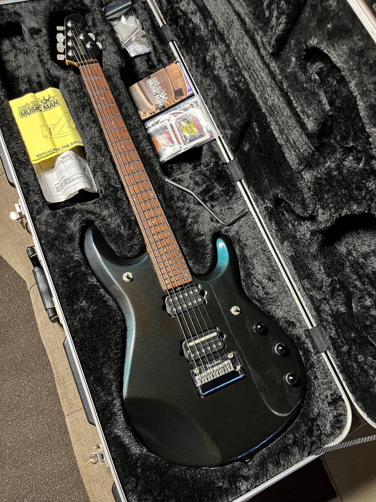 Musicman JP6 Mystic Dream