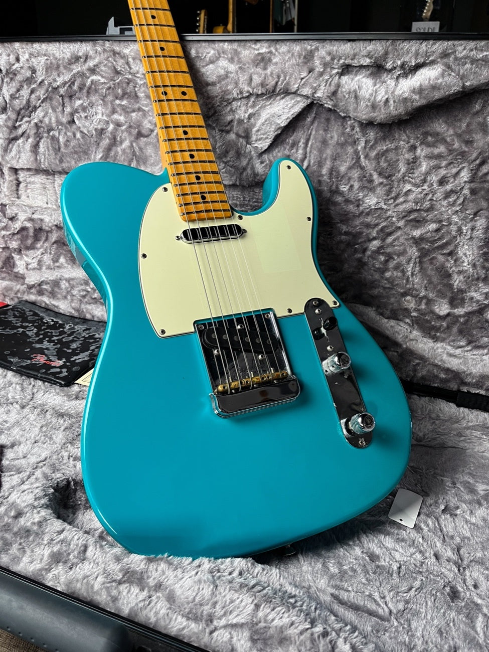 Fender Telecaster American Professional II Miami Blue