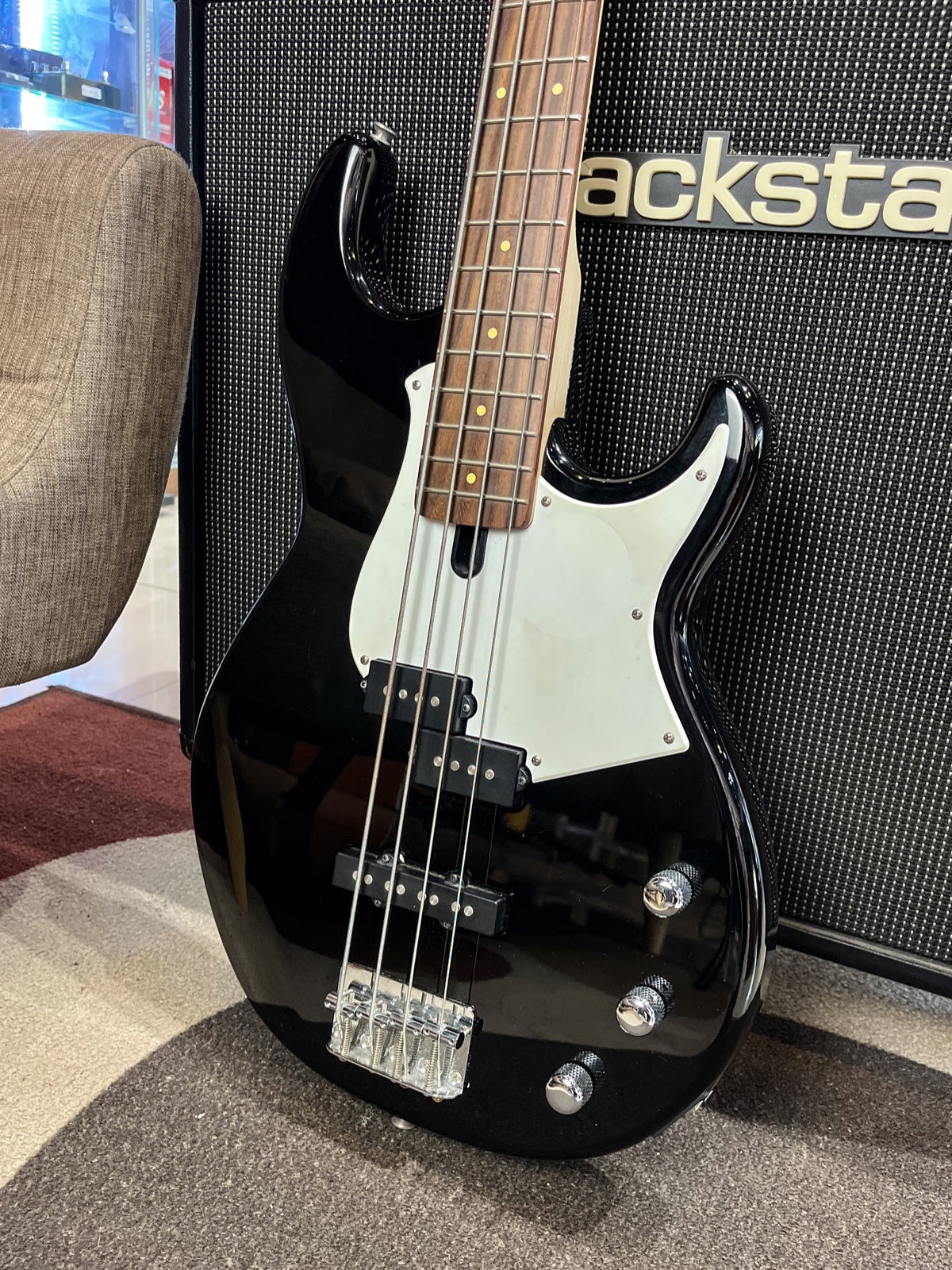 Yamaha boardbass bb234