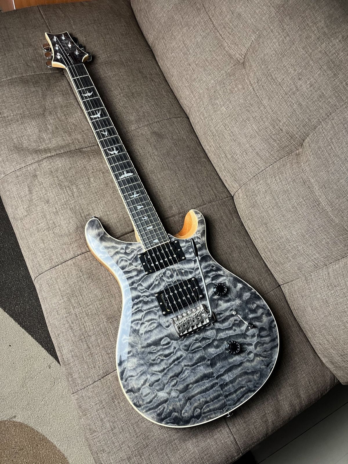 Prs se custom quilt 24 maple limited edition in charcoal