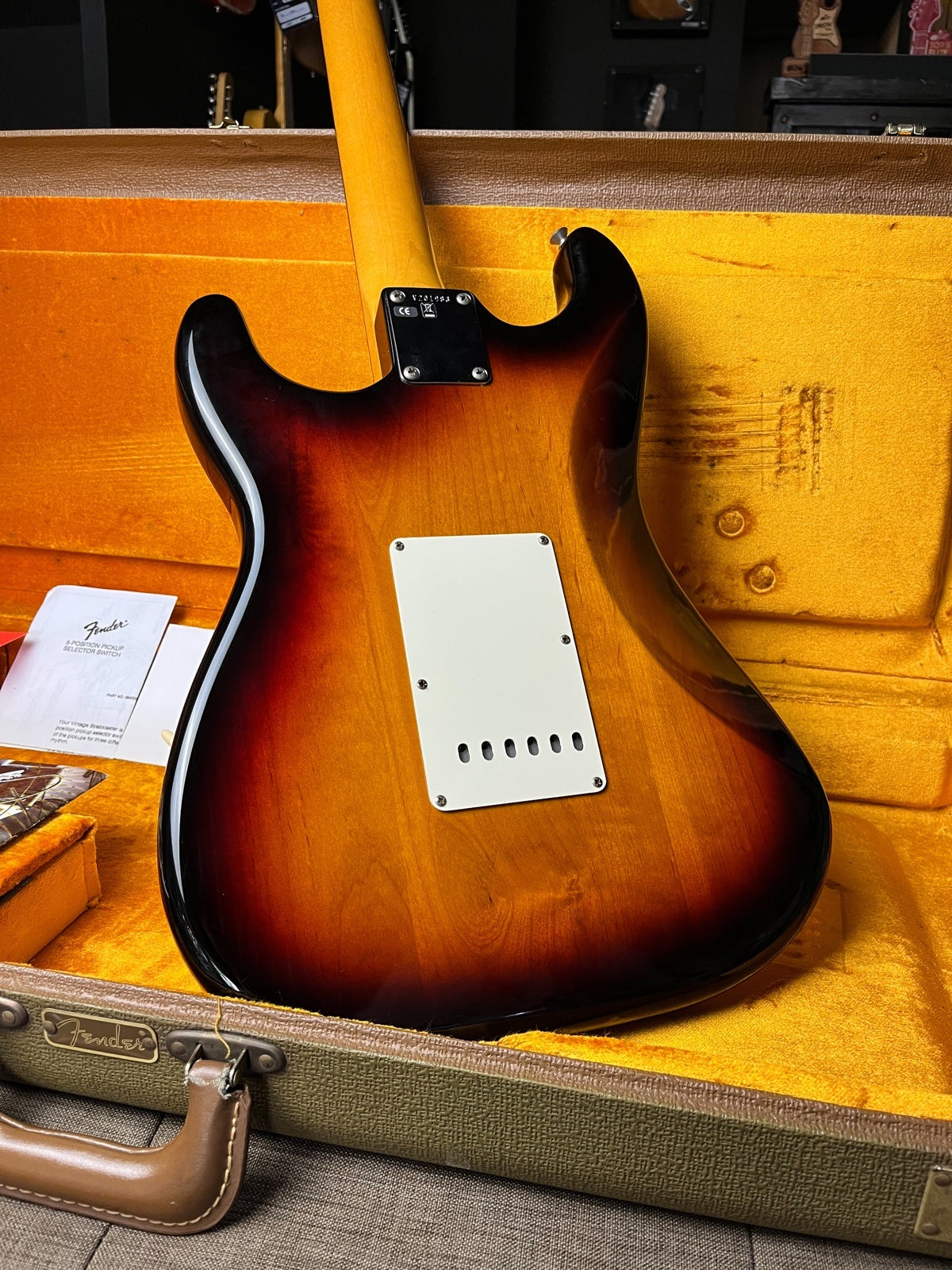 Fender stratocaster american vintage reissue avri 62