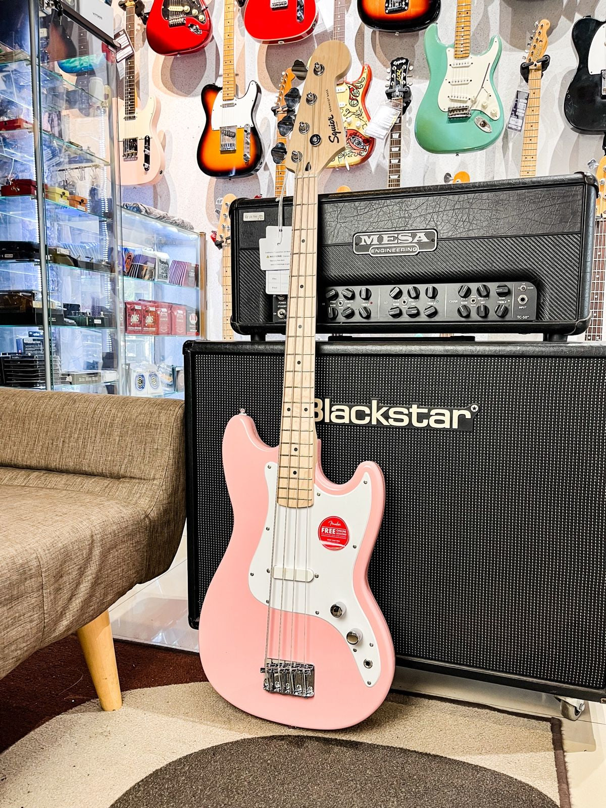 Squier FSR Sonic Bronco Bass Guitar, Maple FB, Shell Pink