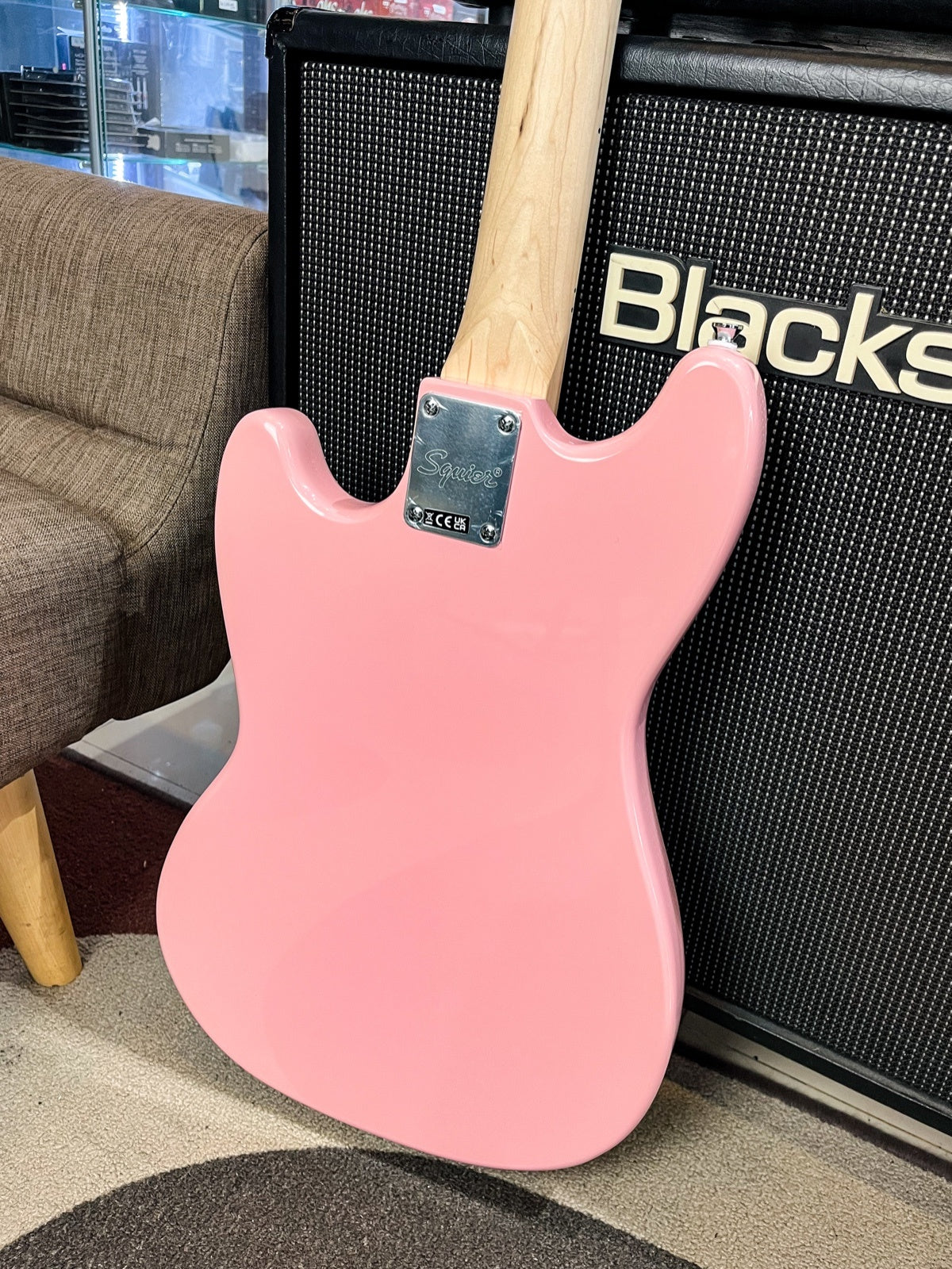 Squier FSR Sonic Bronco Bass Guitar, Maple FB, Shell Pink