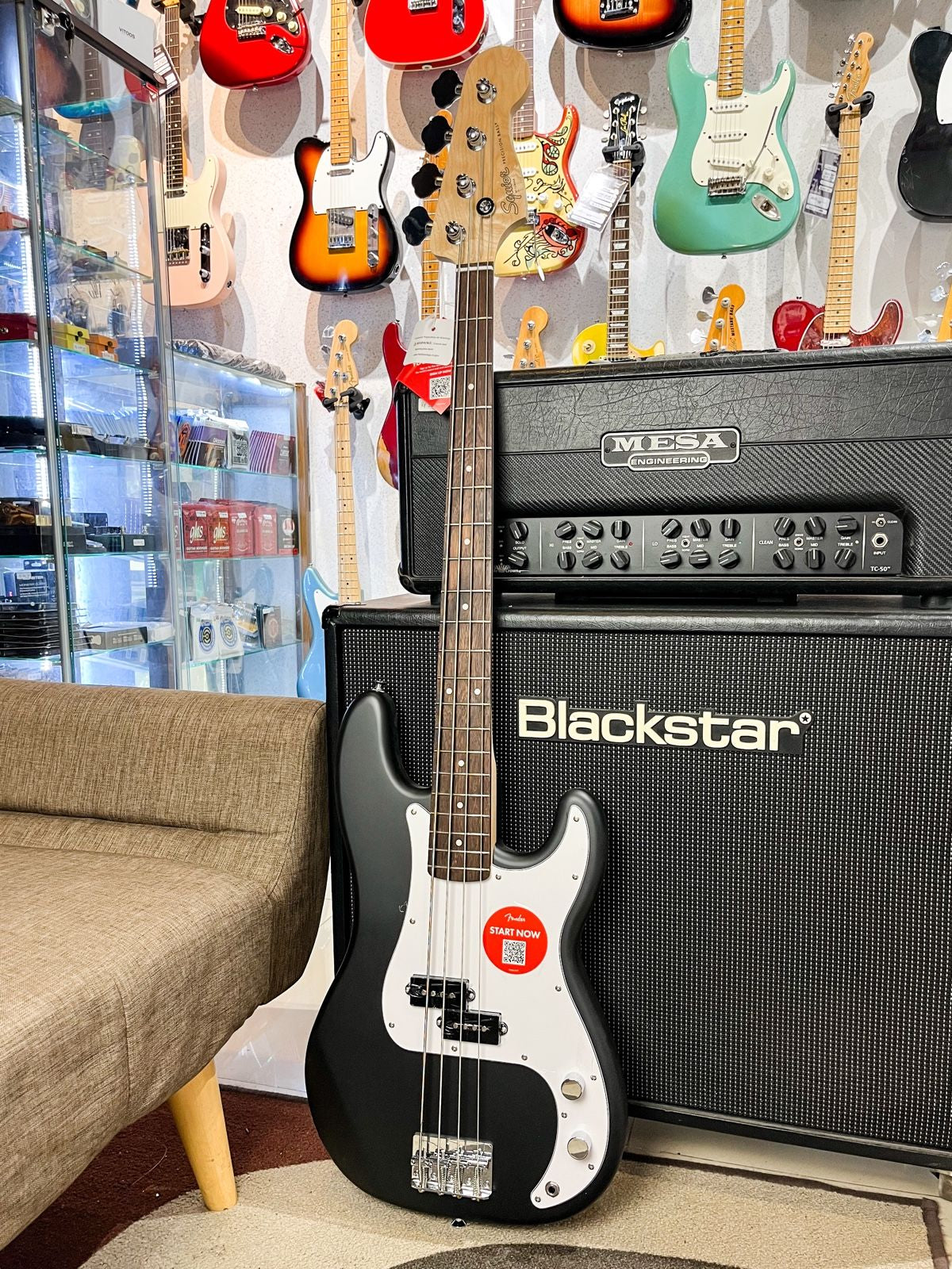 Squier Debut Series Precision Bass Guitar, Laurel FB, Black