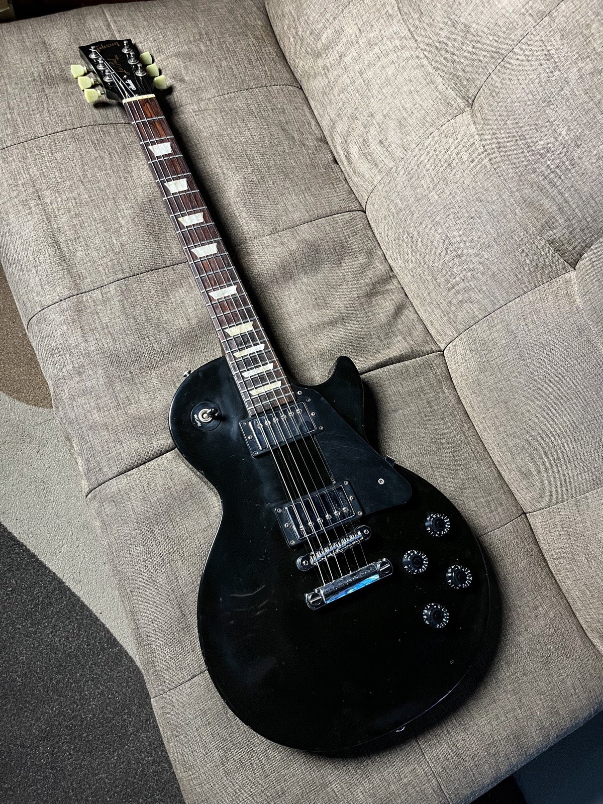 Gibson lespaul studio ebony 2013