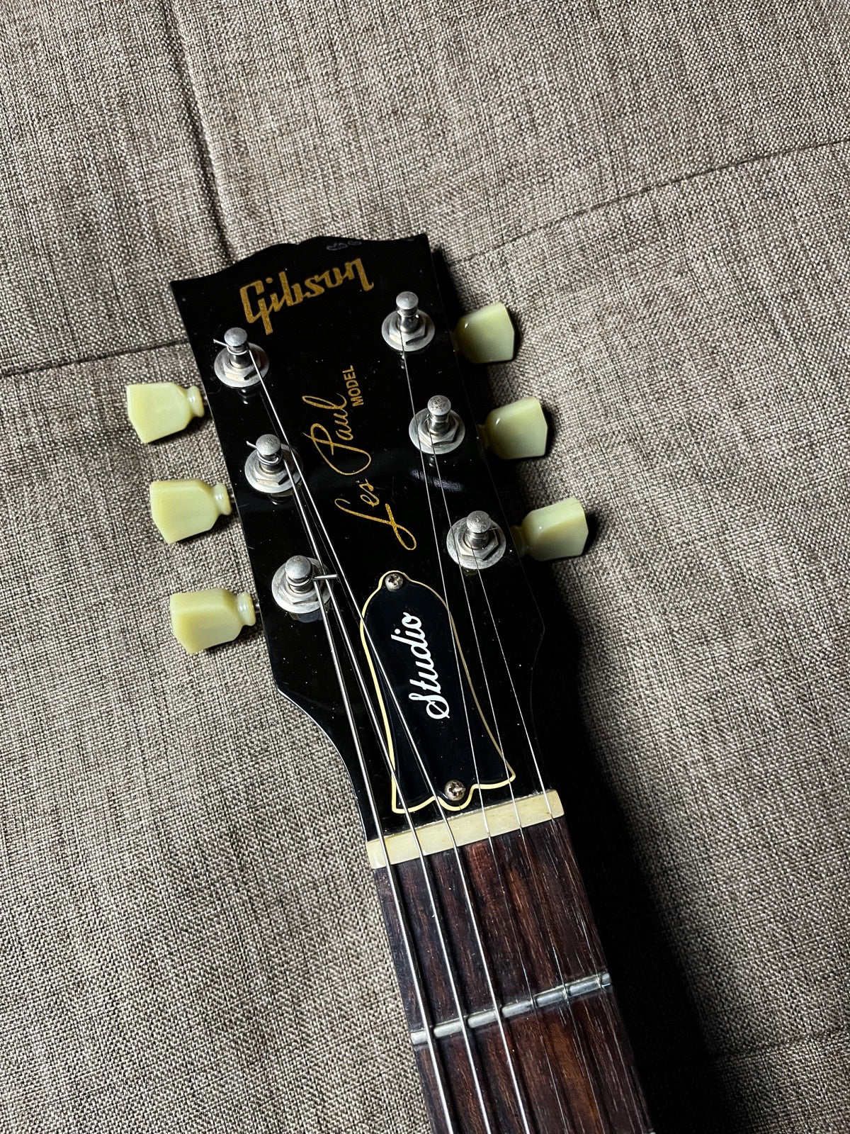 Gibson lespaul studio ebony 2013