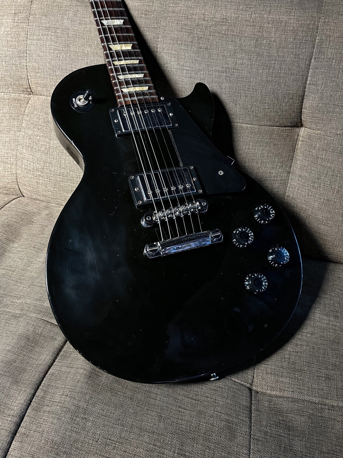 Gibson lespaul studio ebony 2013