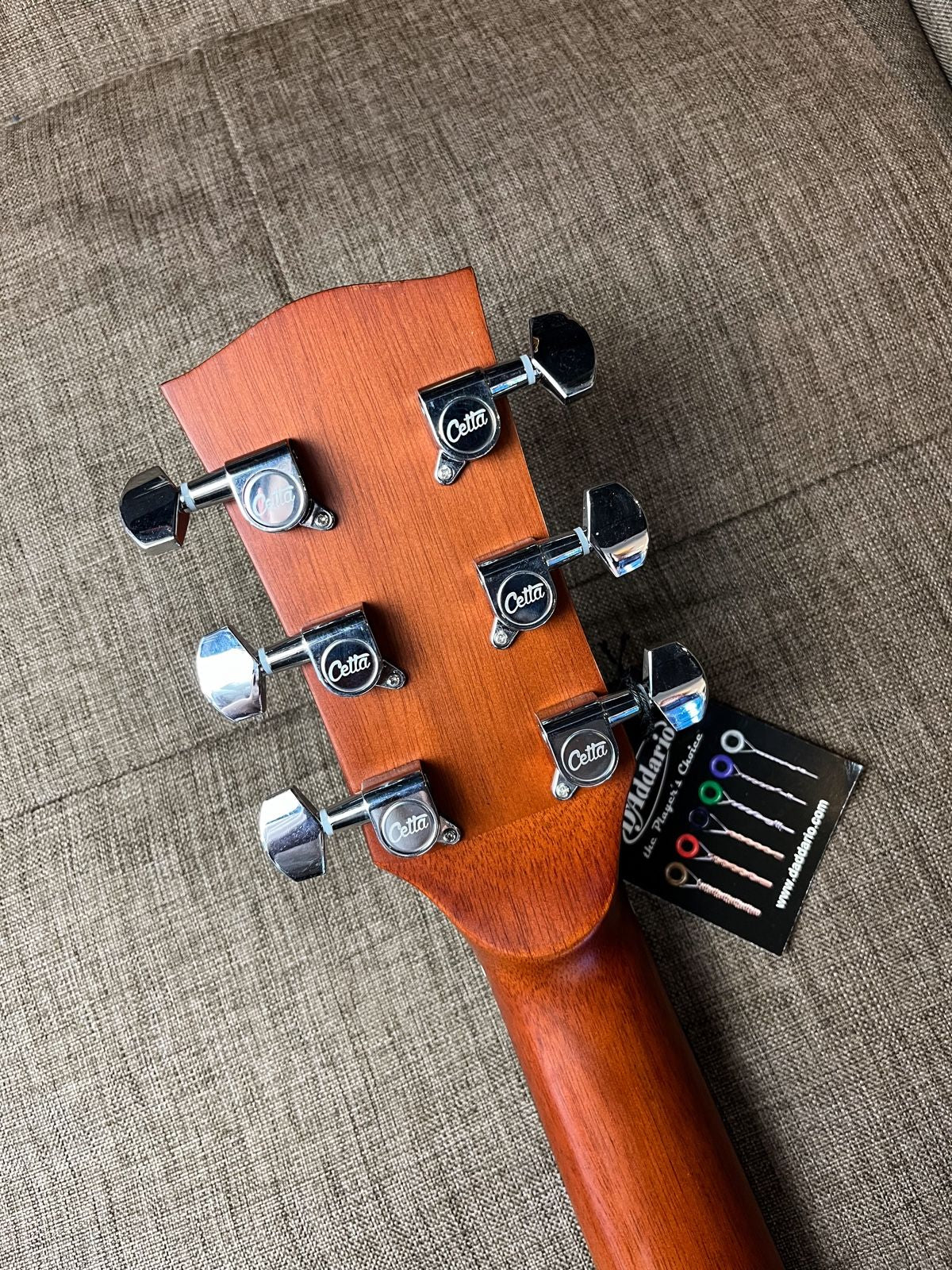 Gitar Akustik Cetta CD22C