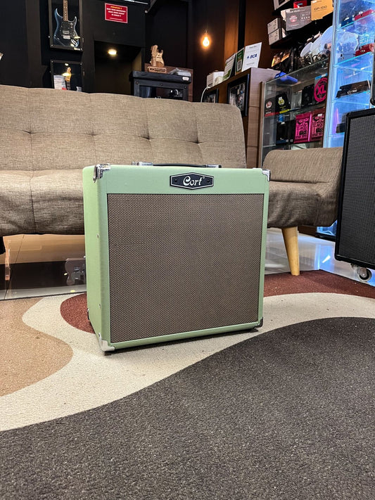 Electric Guitar Ampli CM 30R+ G EU