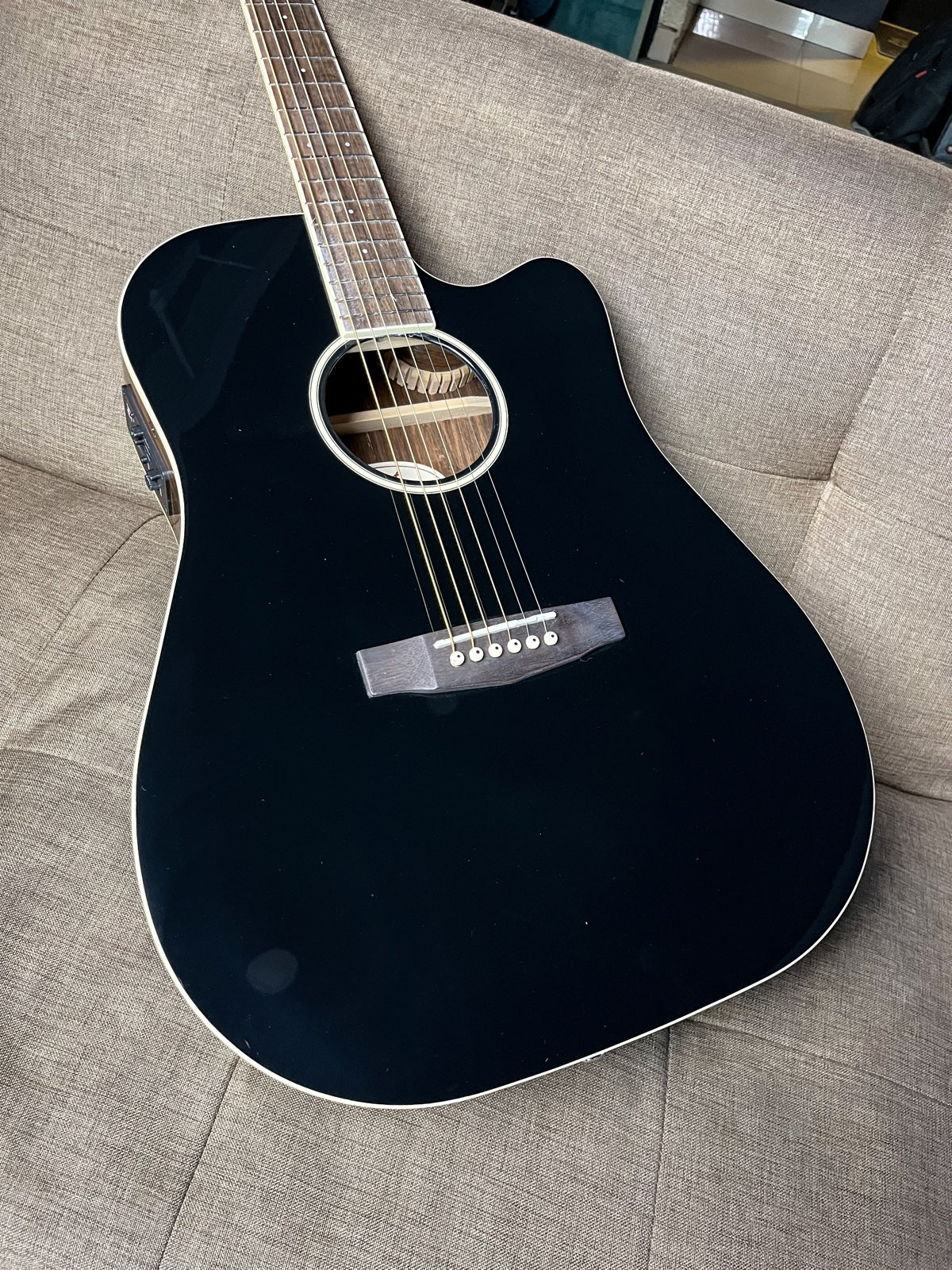 CORT ACOUSTIC GUITAR EXOTIC AD