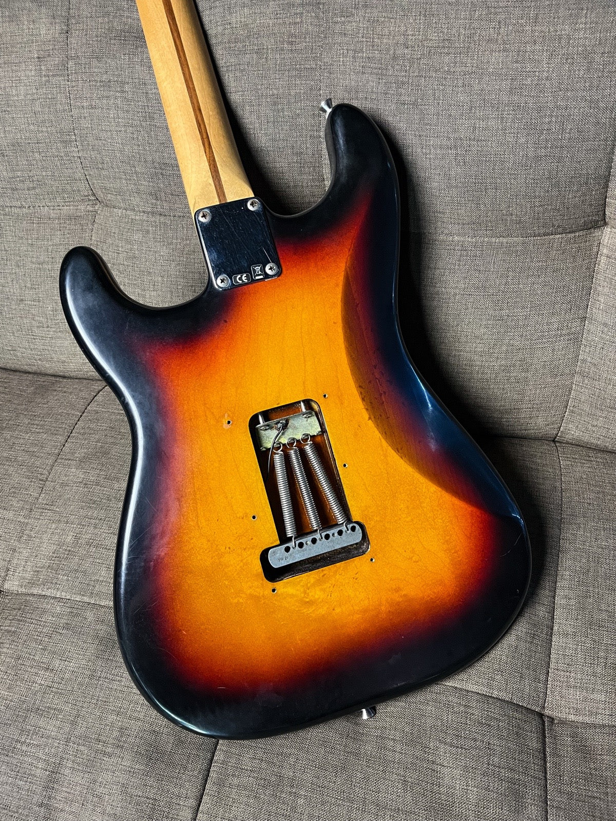 FENDER STRATOCASTER STANDARD MEXICO