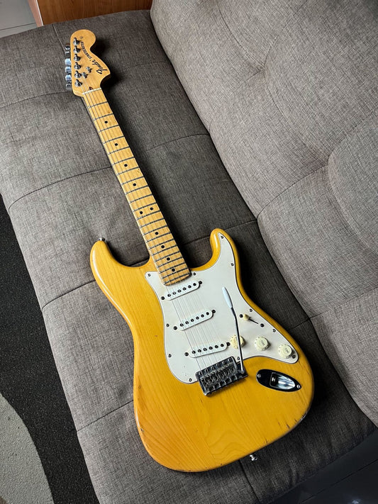 Fender stratocaster american highway one