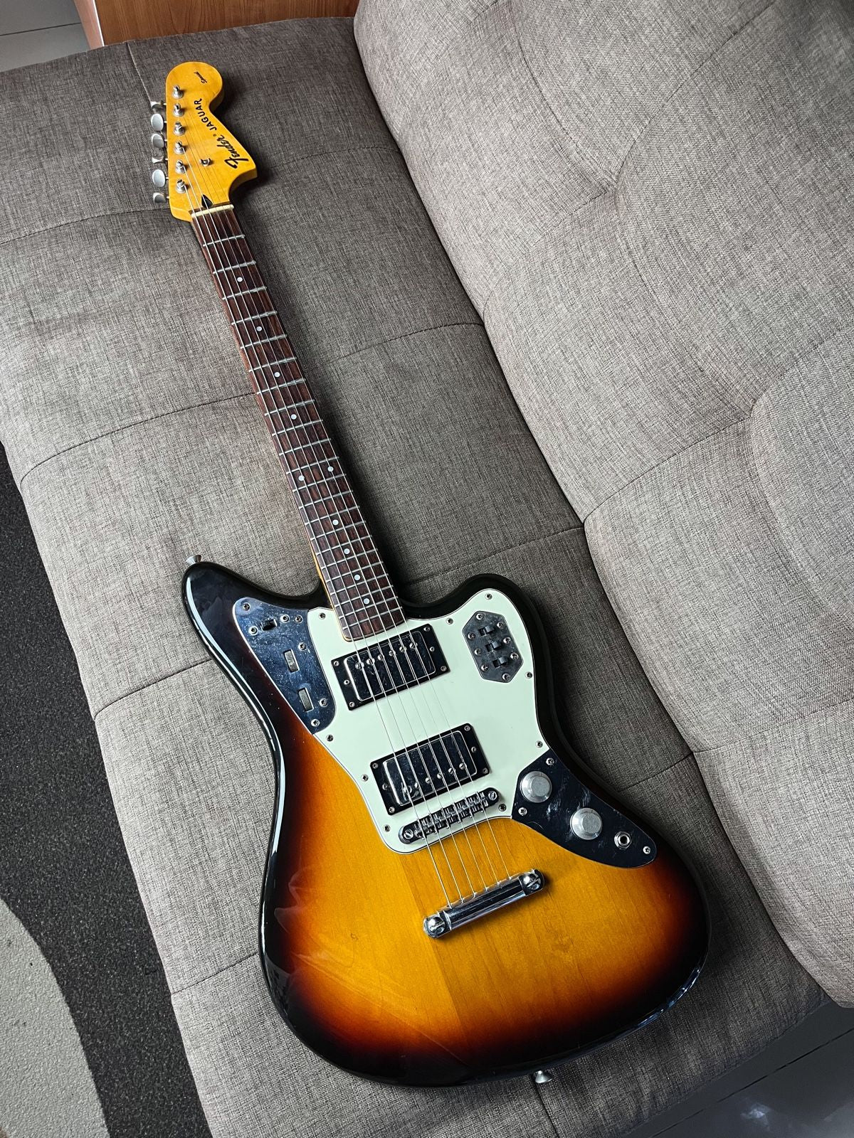 Fender jaguar special hh japan
