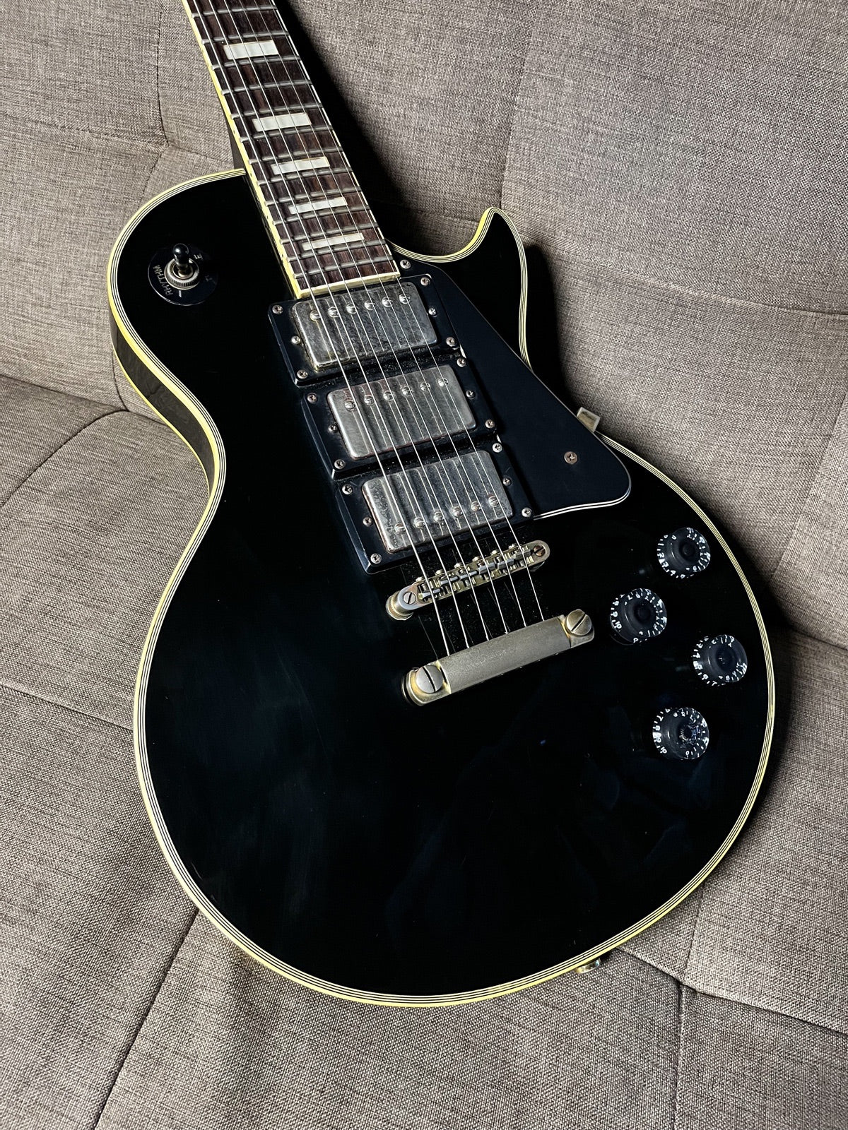 Epiphone lespaul custom 3 pickups