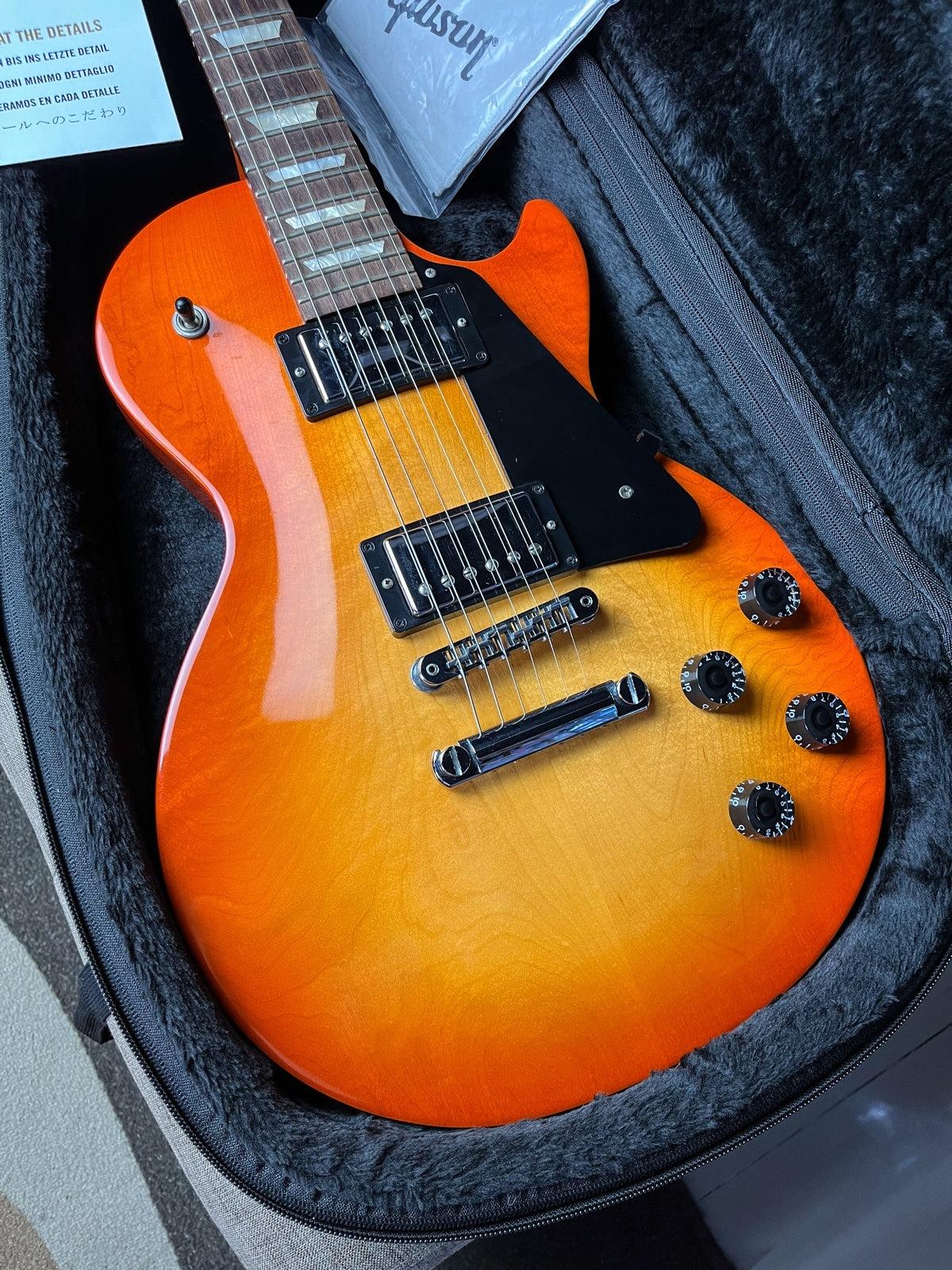 Gibson lespaul studio heritage cherry