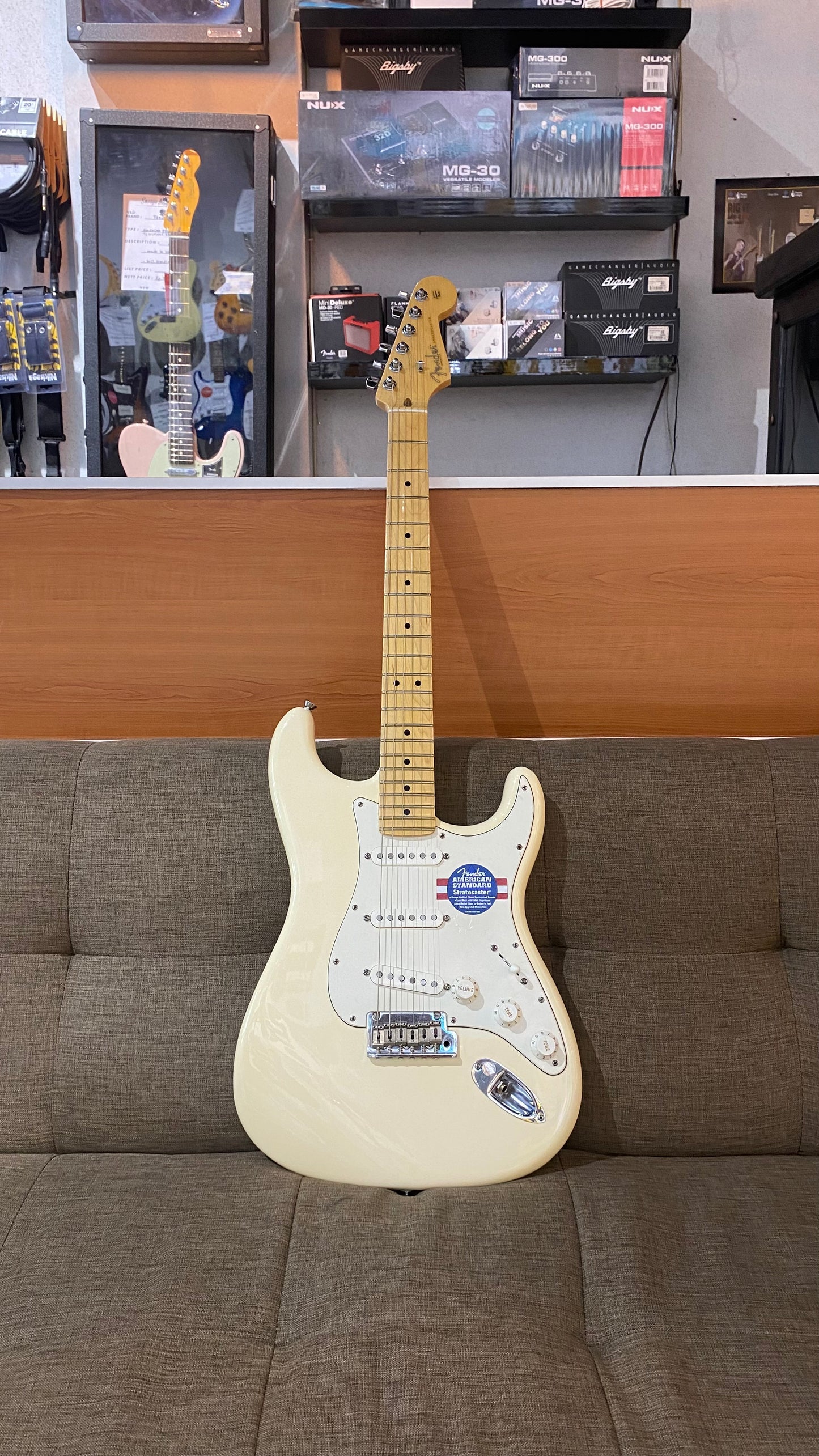 Fender Stratocaster American Standard 2011 Olympic White