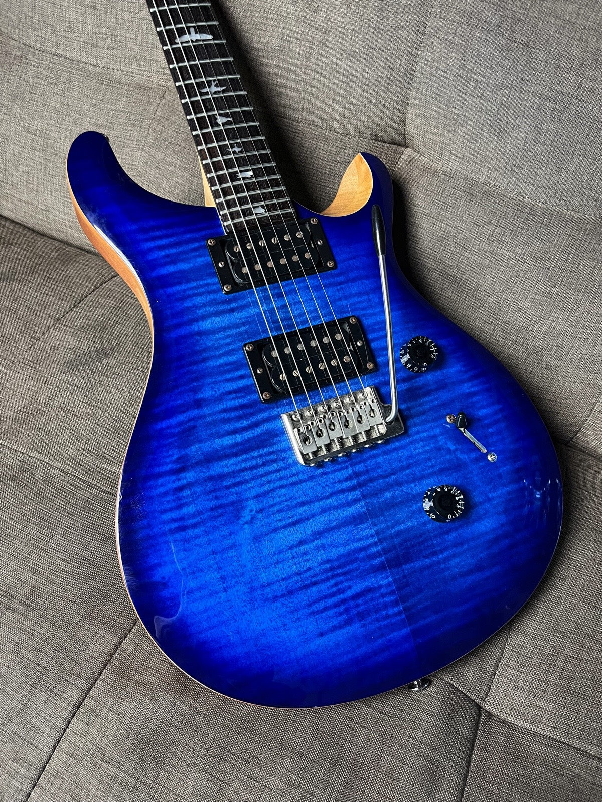 Prs se custom 24 fade blue burst