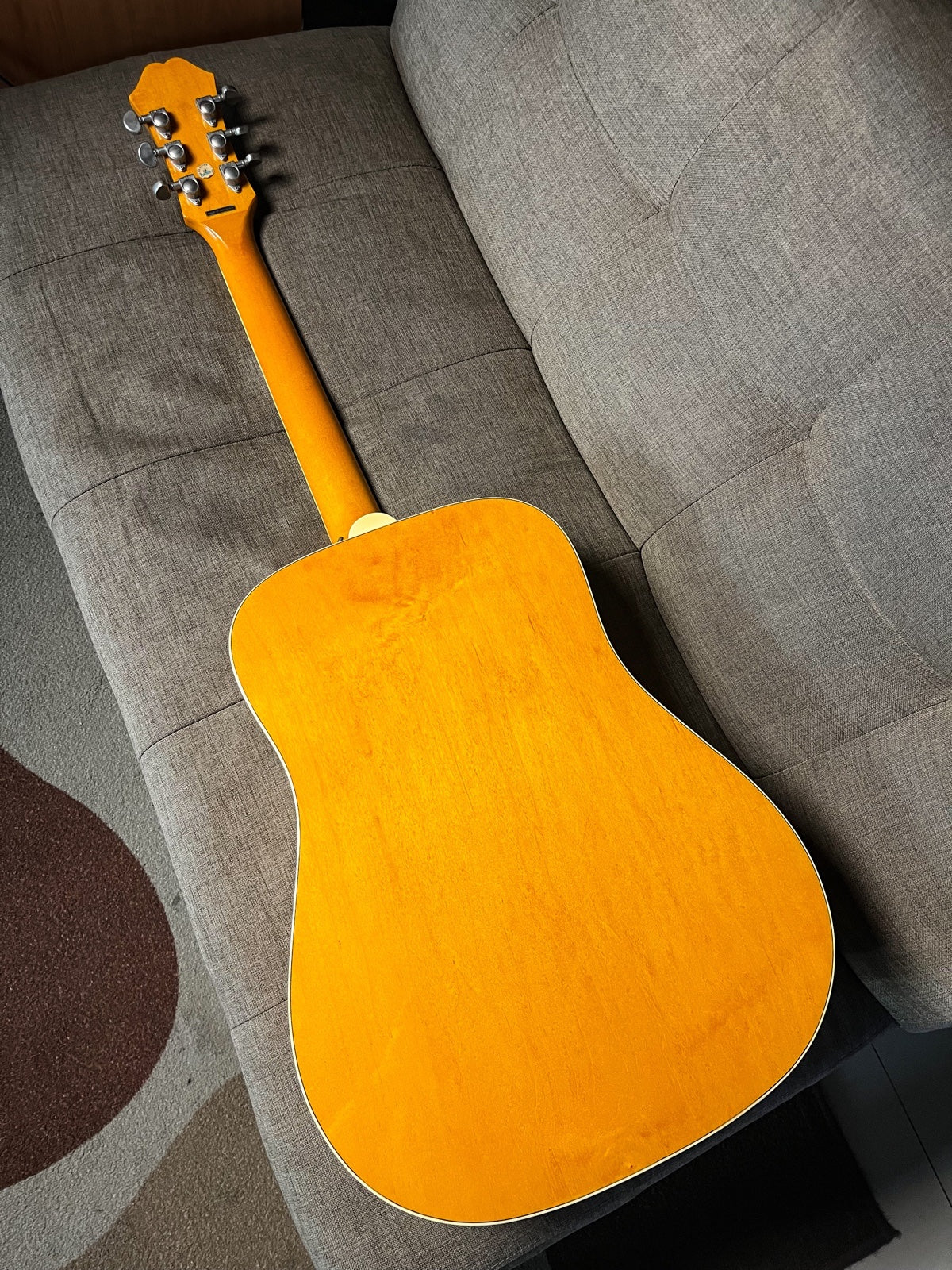 Epiphone dove pro