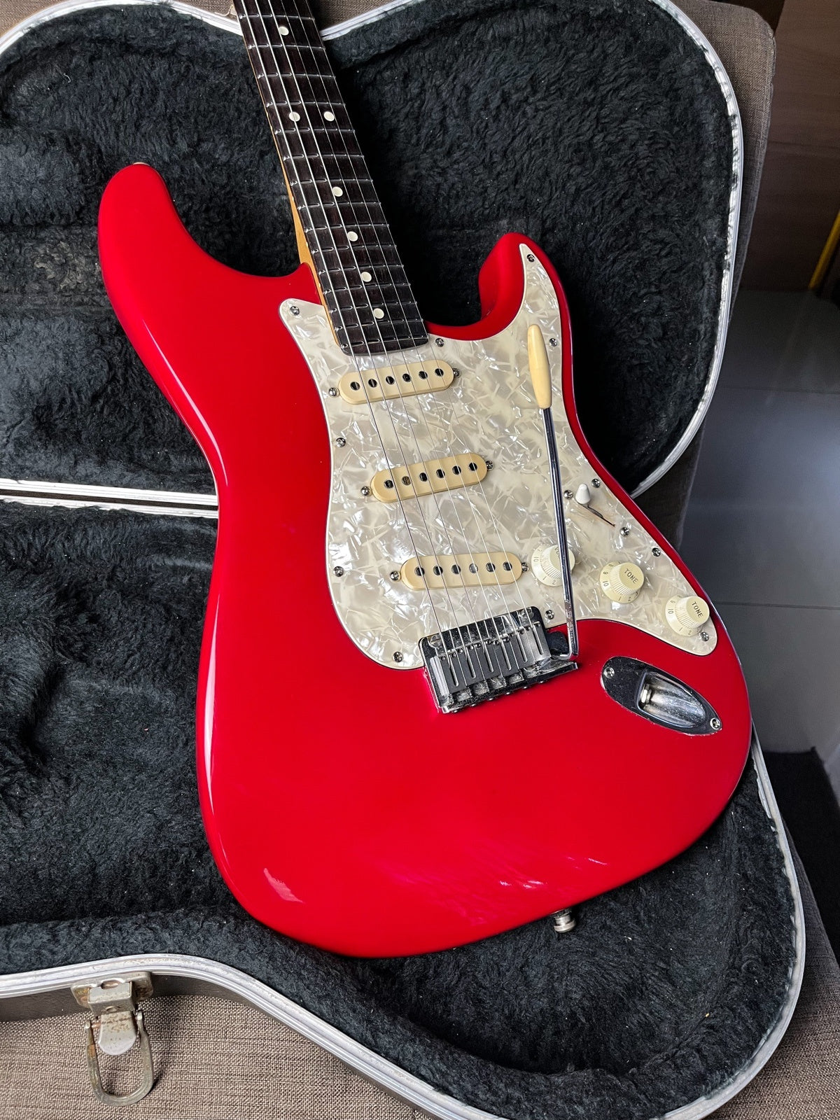 Fender stratocaster american standard 1993 candy apple red