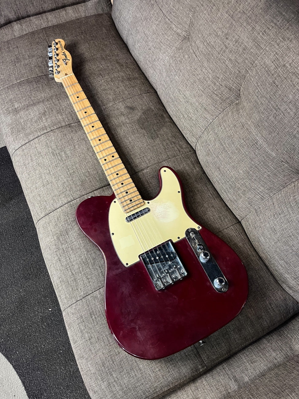 Fender Telecaster Highway One Red Wine