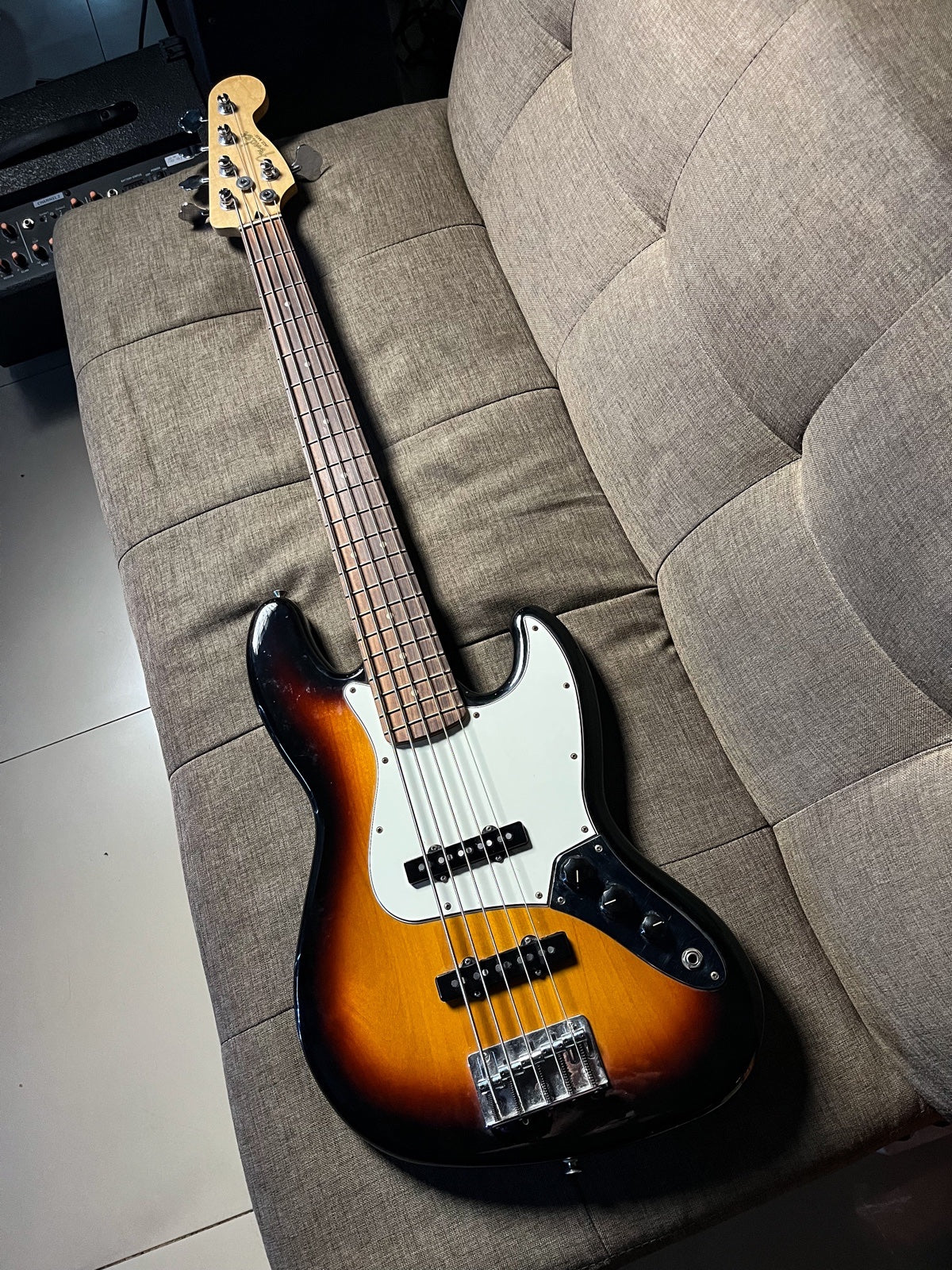 Fender Jazz Bass Standard 5 Strings 75th Anniversary Mexico