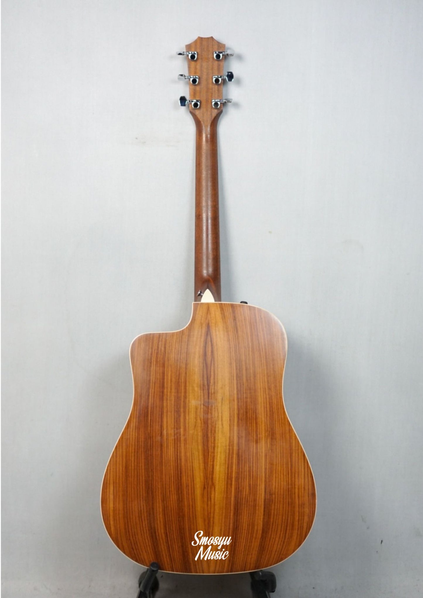 Taylor 210CE