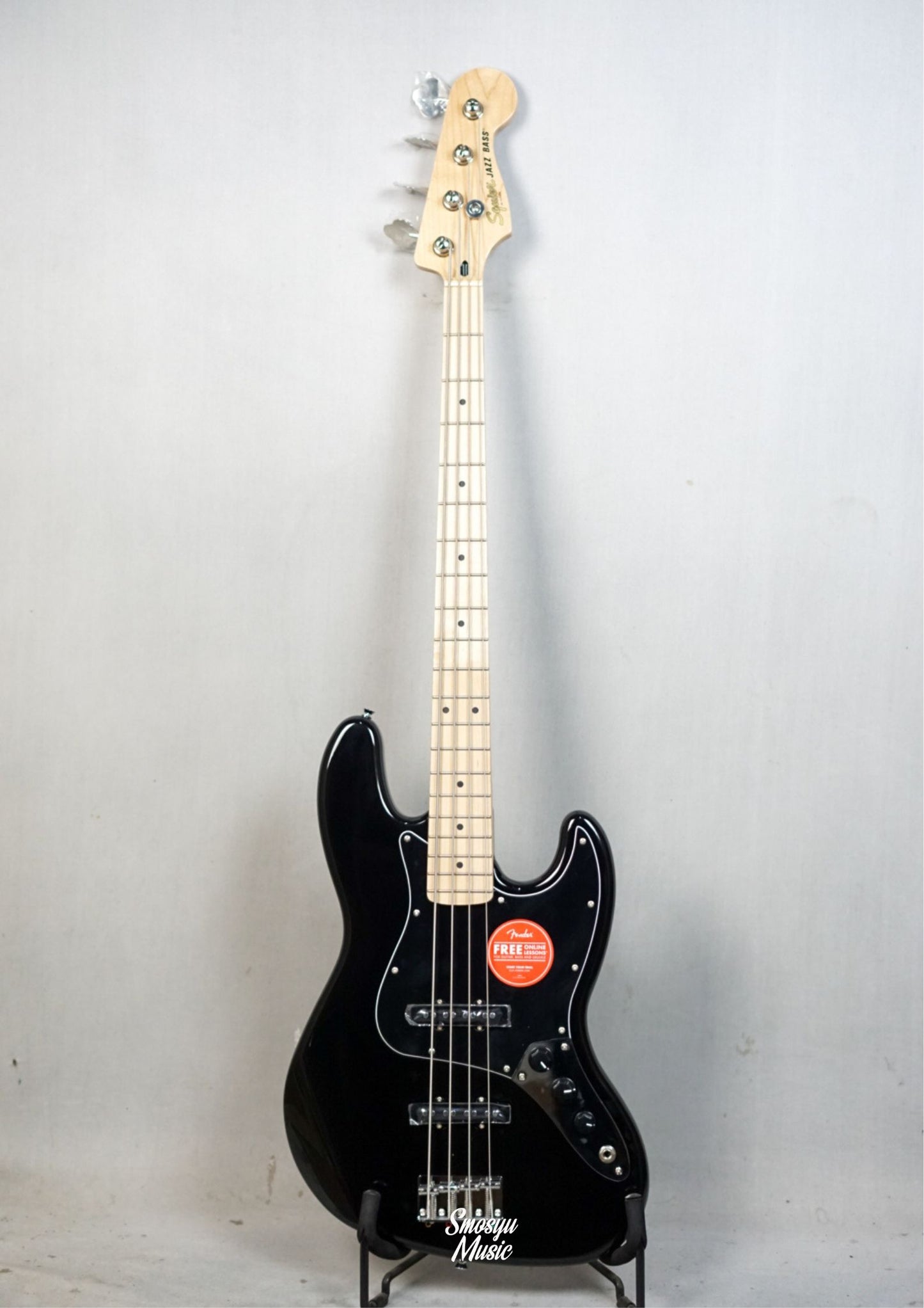 Squier Affinity Jazz Bass Maple FB Black