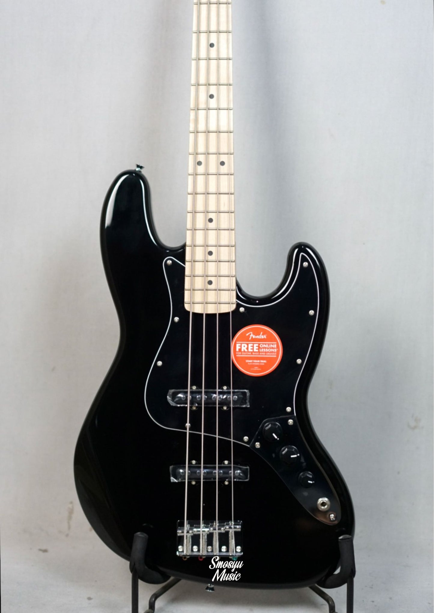 Squier Affinity Jazz Bass Maple FB Black