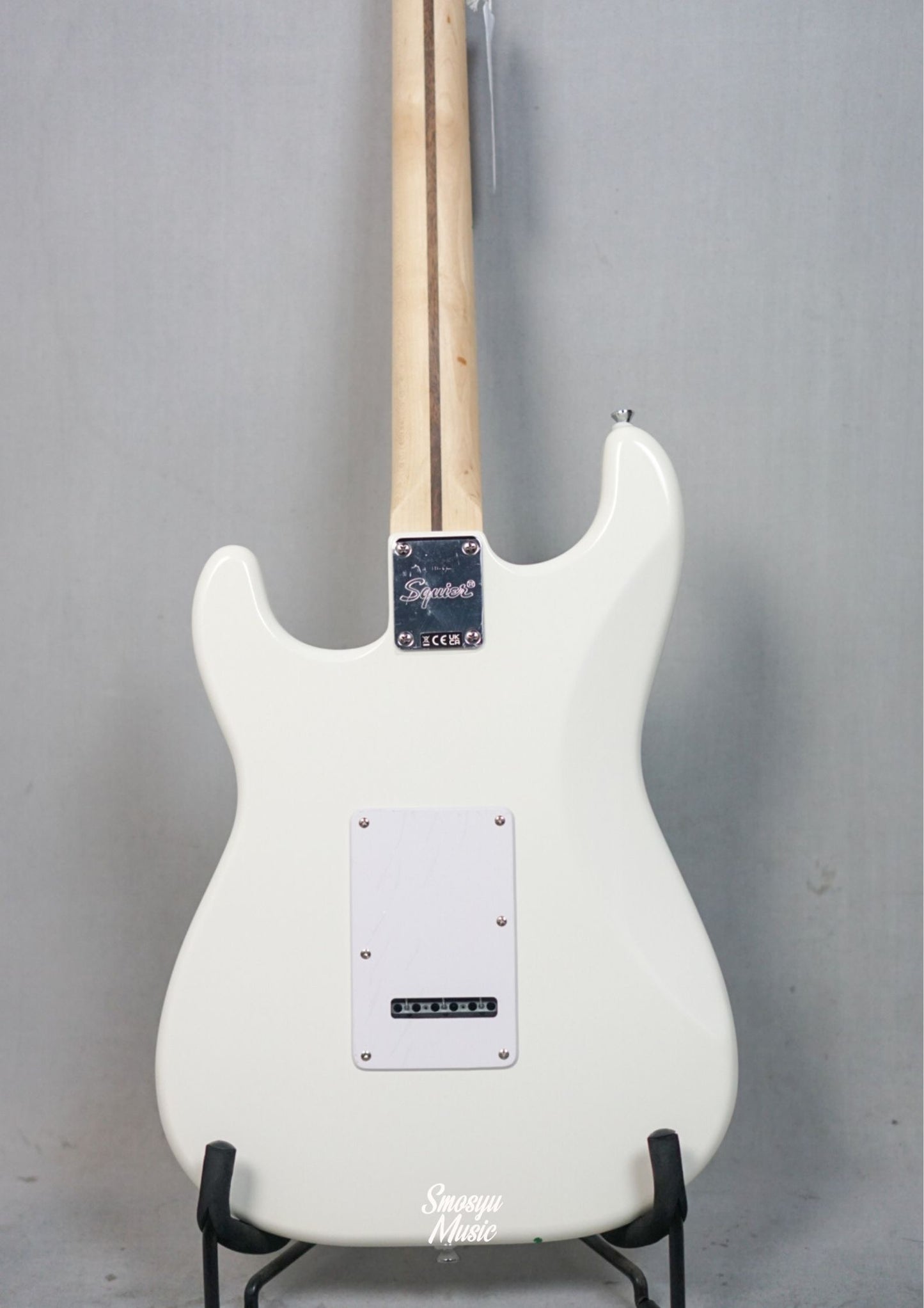 Squier FSR Sonic Stratocaster White Pickguard Maple FB Arctic White