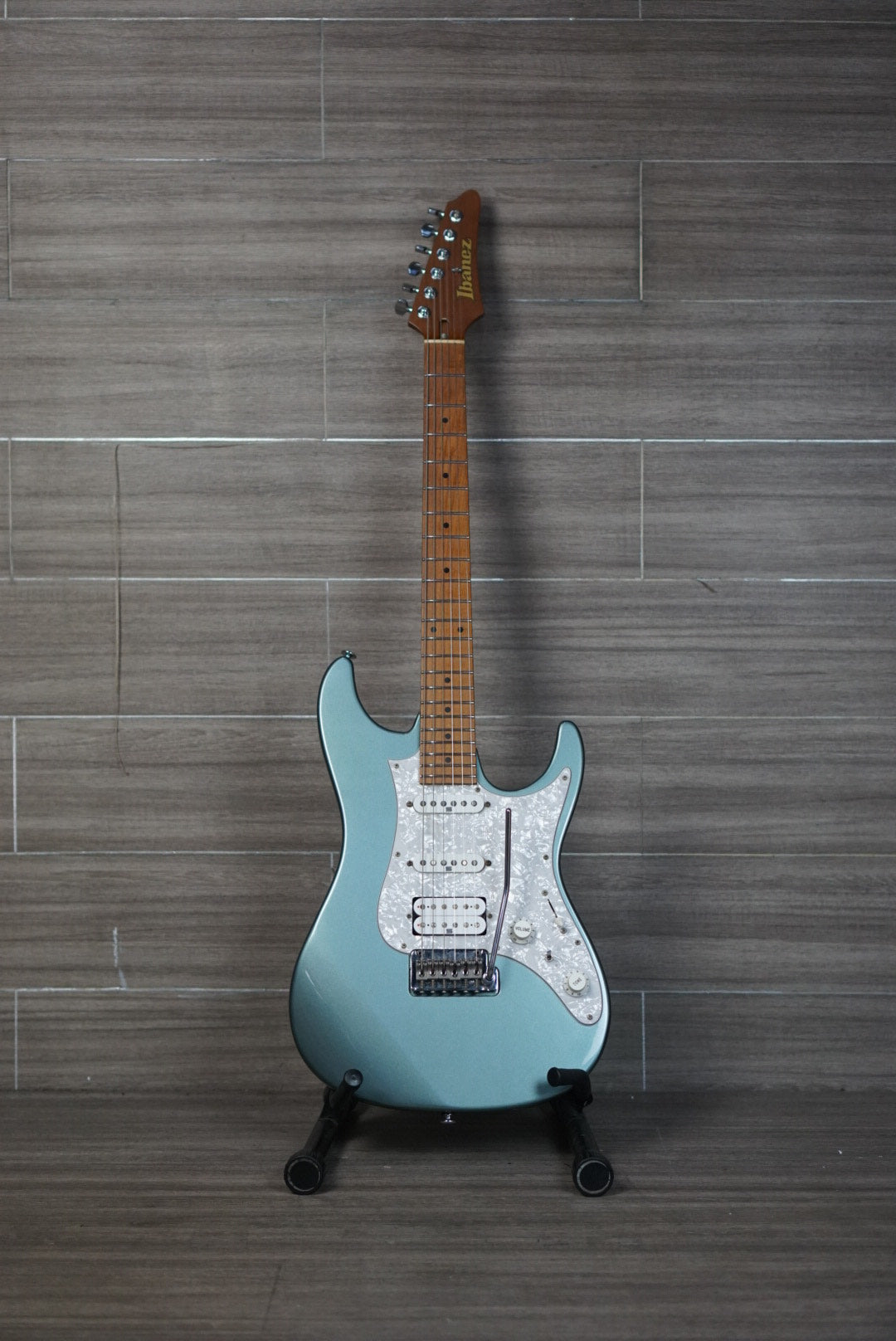 IBANEZ PRESTIGE AZ 2204 ICE BLUE METALLIC