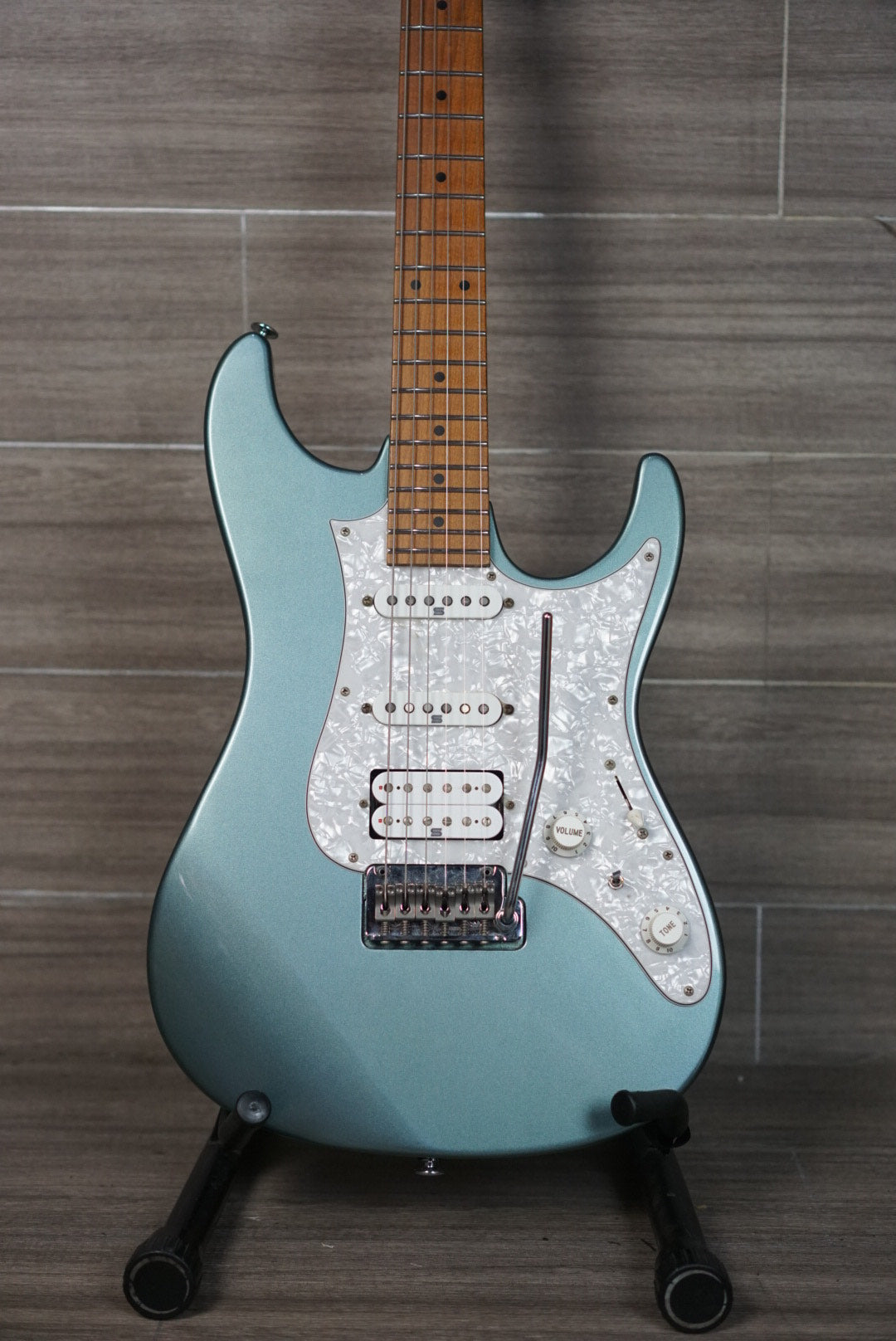 IBANEZ PRESTIGE AZ 2204 ICE BLUE METALLIC