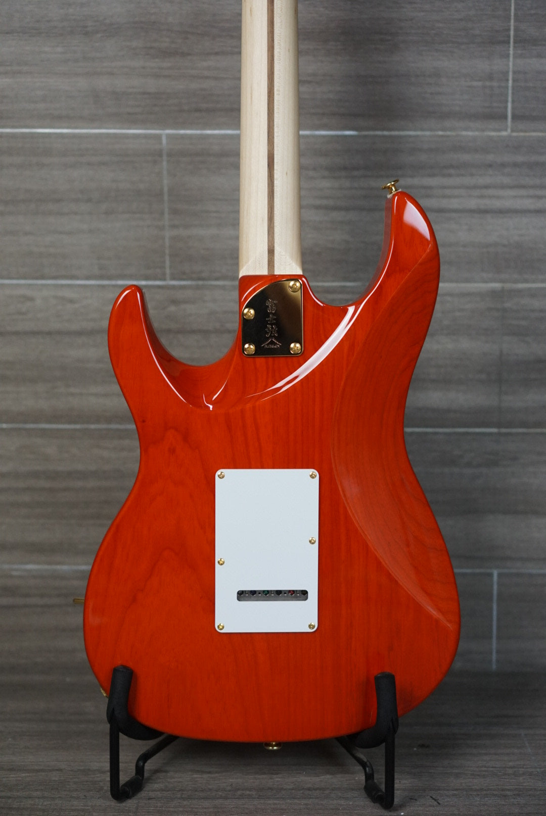 FGN EOS- FM-R