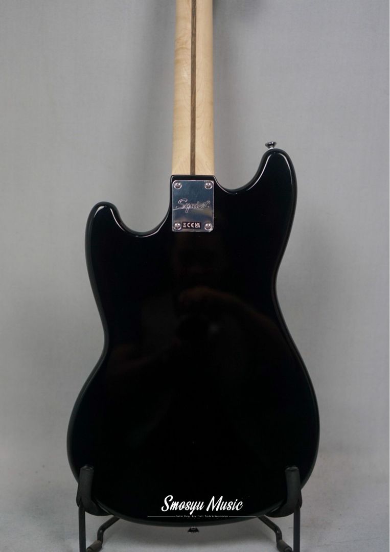 Squier Bronco 4 String Bass Maple FB Black