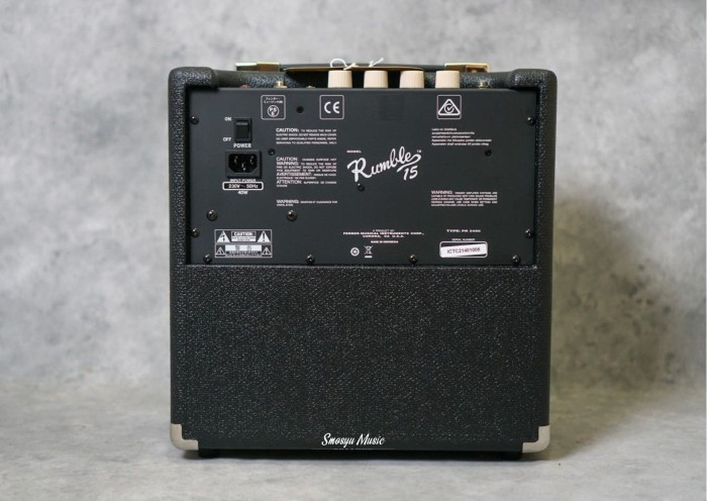 Amplifier Fender Rumble 15 V3 Bass Combo