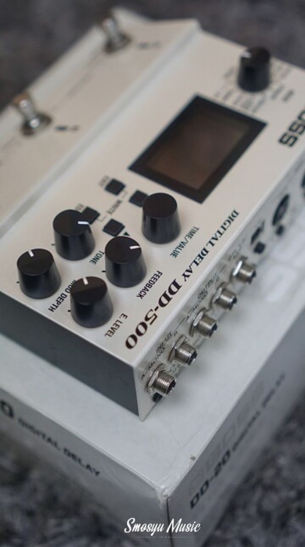 Efek BOSS Digital Delay DD-500