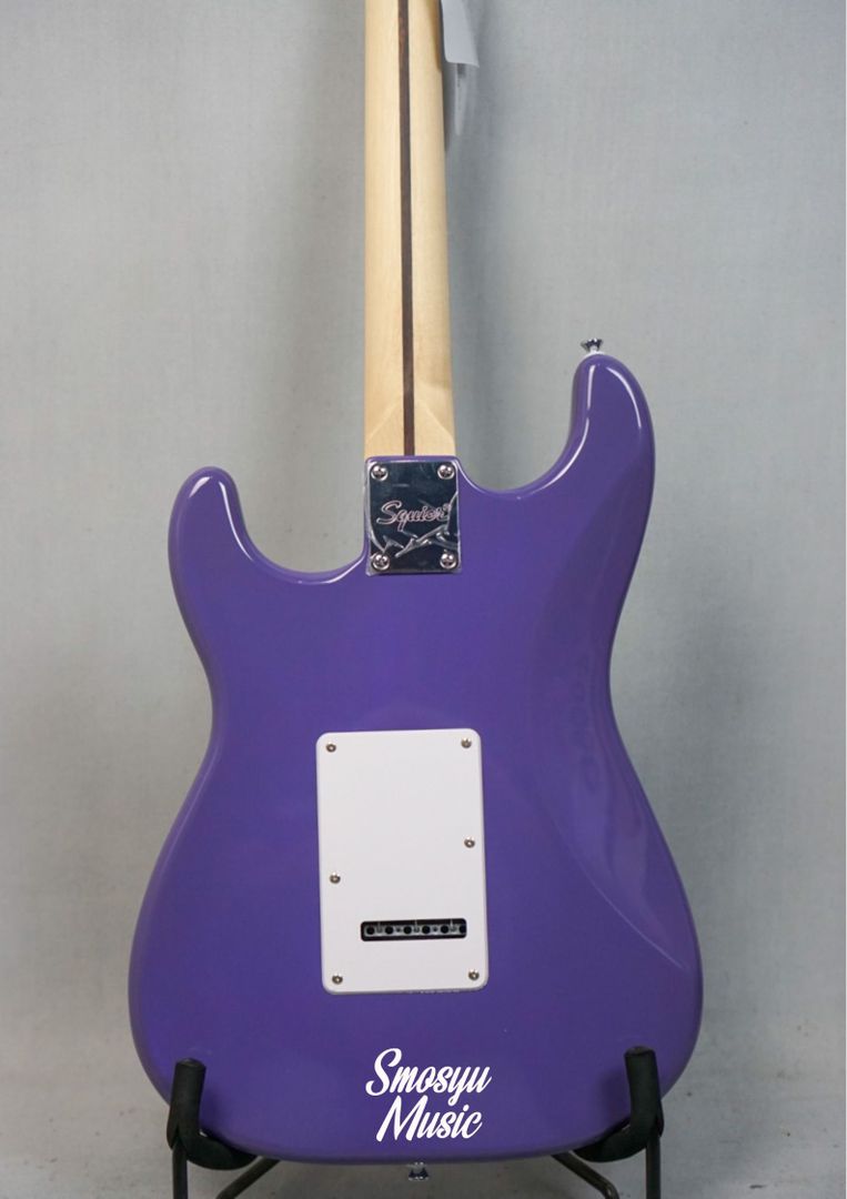 Squier Sonic Stratocaster White Pickguard Laurel FB Ultrviolet