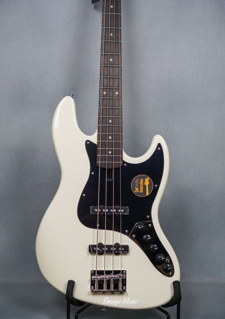 Sire Marcus Miller V3 4 String Antique White