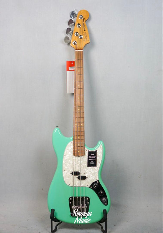 Fender Vintera 60’s Mustang Bass Pau Ferro FB Seafoam Green