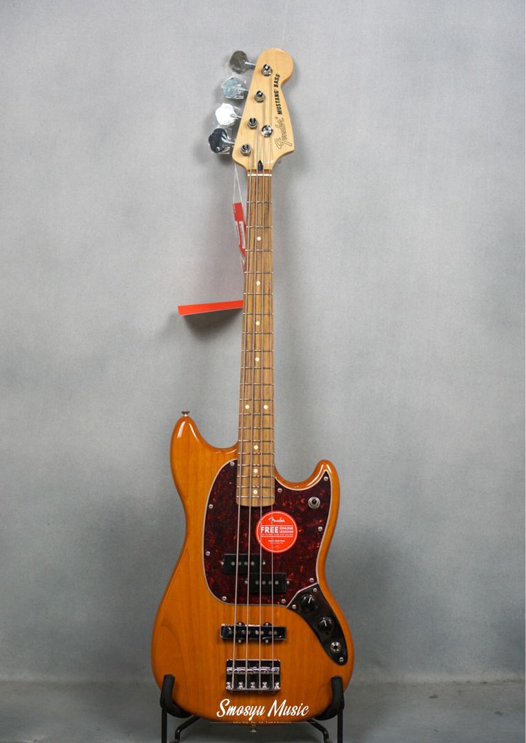 Fender Player Mustang PJ Bass Pau Ferro FB Aged Natural