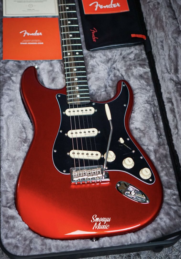 Fender FSR American Professional II Stratocaster Ebony FB Candy Apple Red