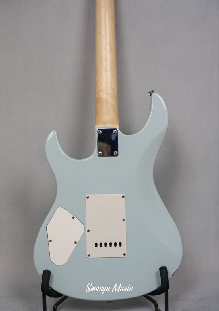 Yamaha Pacifica PAC 112VM Ice Blue