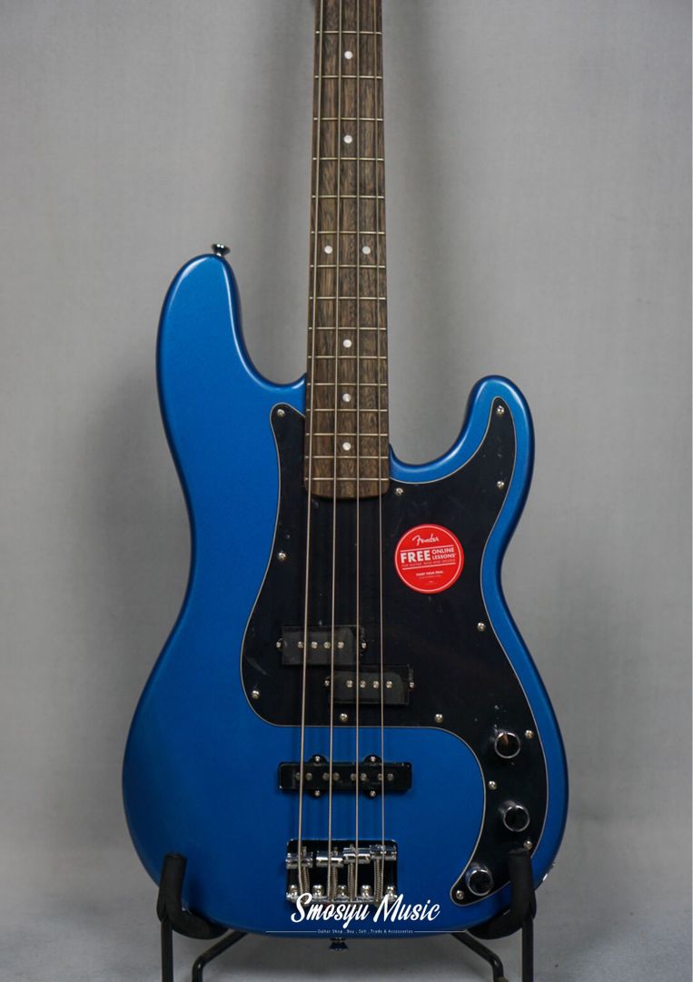 Squier Affinity Series Precision PJ Bass Laurel FB Lake Placid Blue