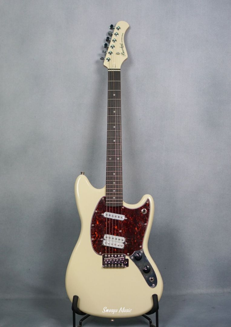 Bacchus Universe BMS SH/R White